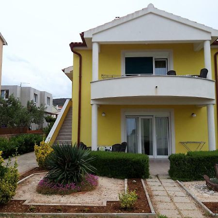 Apartments Laura I Angelina Tribalj Εξωτερικό φωτογραφία