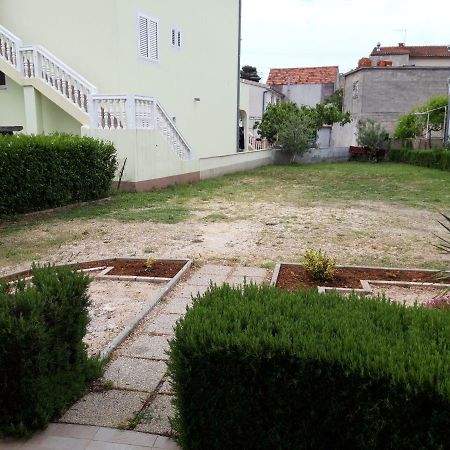 Apartments Laura I Angelina Tribalj Εξωτερικό φωτογραφία