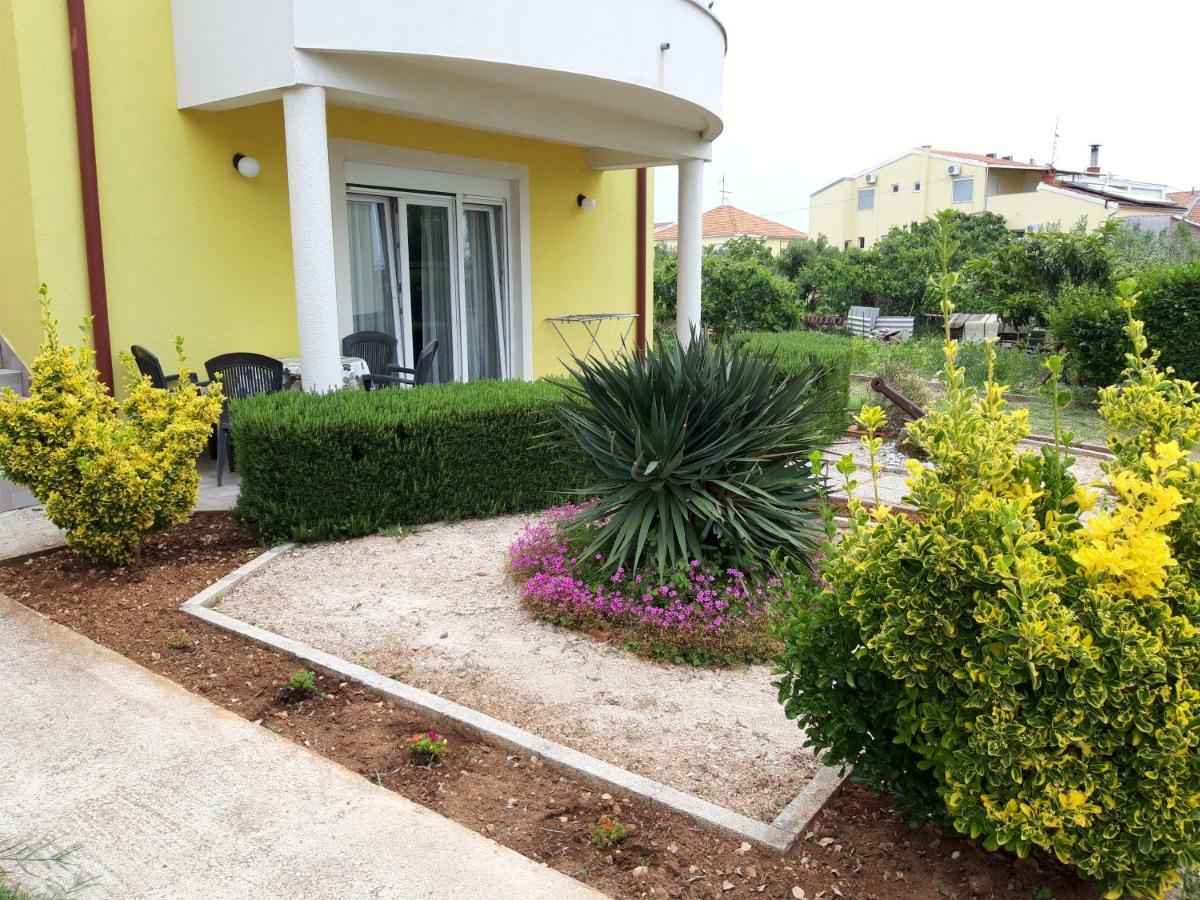 Apartments Laura I Angelina Tribalj Εξωτερικό φωτογραφία